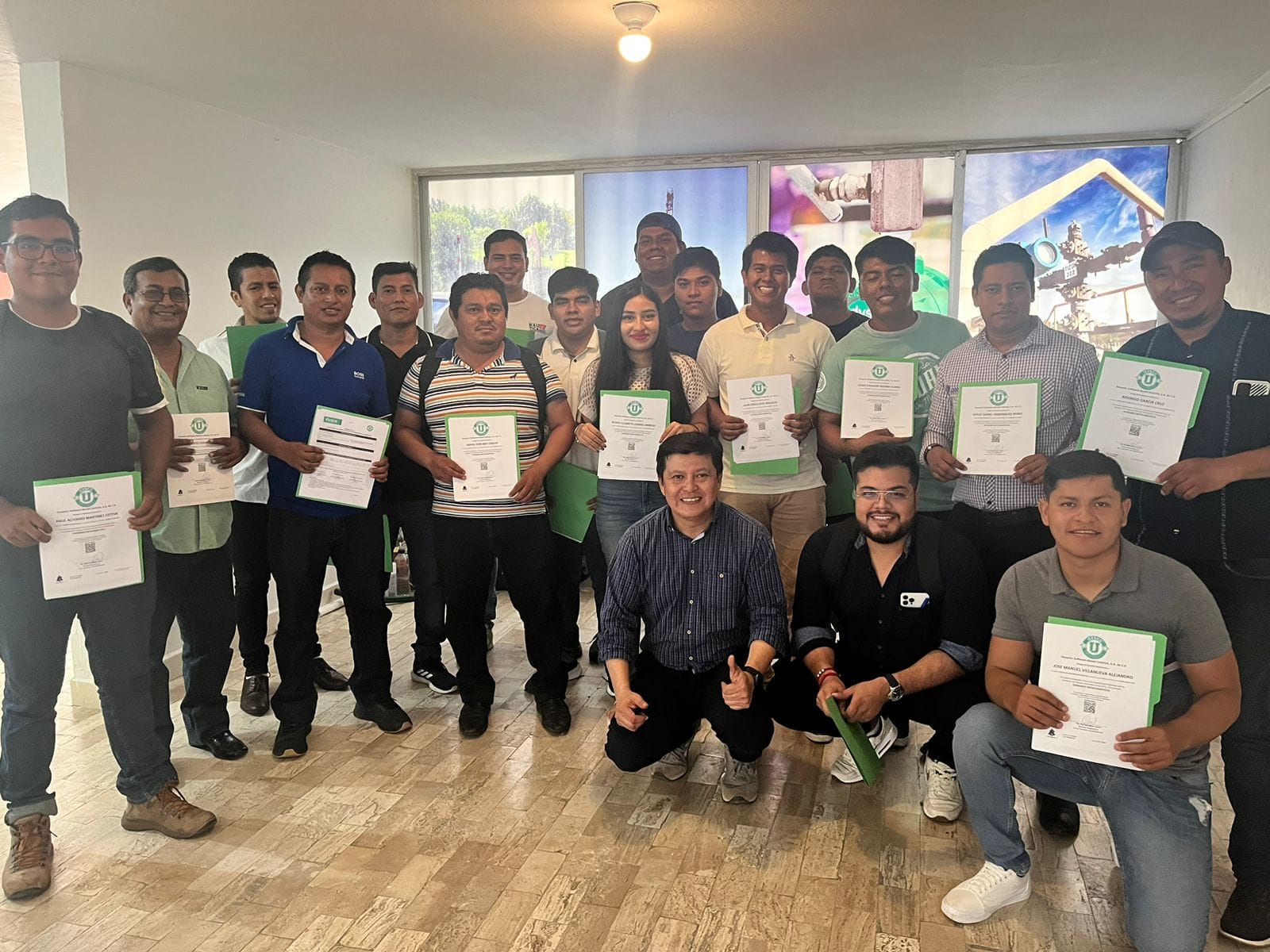 Ex alumno DYSCO University